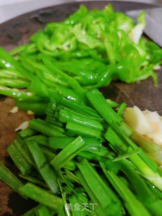 青椒肉丝的做法步调：3