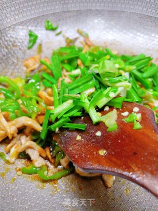 青椒肉丝的做法步调：11