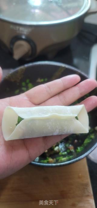 韭菜陈肉锅揭的做法步调：5