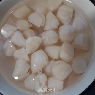 莴笋陈贝炒冰淇淋萝卜的做法步调：3