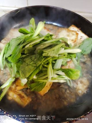 鸡毛菜烧豆腐的做法步调：4