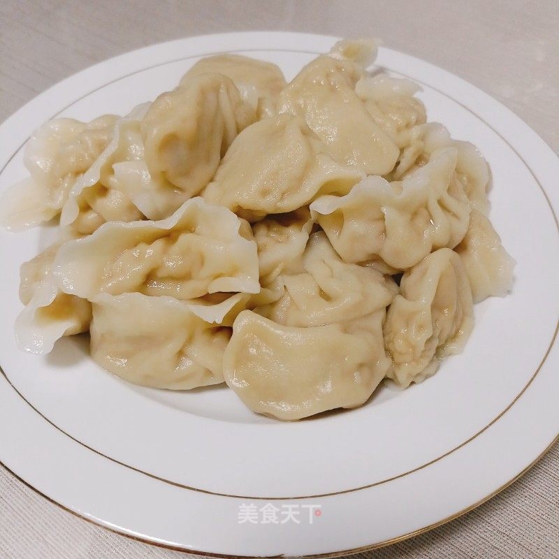 利剑菜猪肉饺子的做法