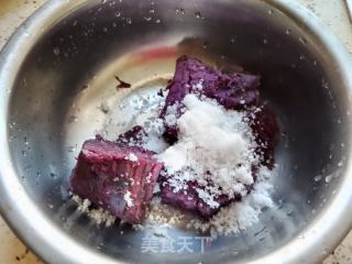 蒸紫薯饼的做法步调：1