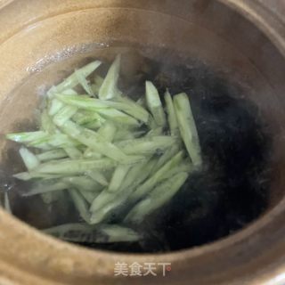 黄瓜紫菜蛋花汤的做法步调：5
