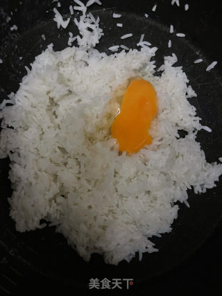 虾仁菜脯炒饭的做法步调：3