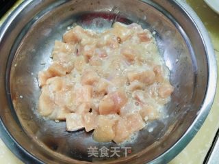 宫保鸡丁的做法步调：4