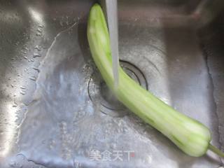 魔芋结夜着花肉骨汤的做法步调：2