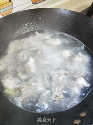火煮羊肉的做法步调：4