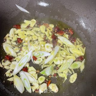 麻喷鼻番茄菜花的做法步调：6