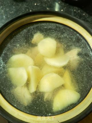 雪莲果肥肉汤的做法步调：6