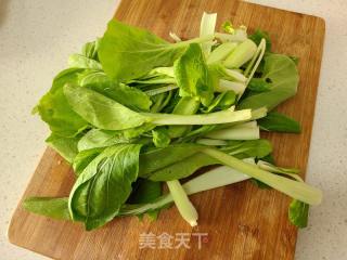 青菜花菇炒肉丝的做法步调：1