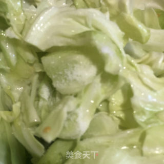 炝炒圆利剑菜的做法步调：6
