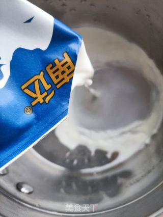 百喷鼻果奶冻的做法步调：2
