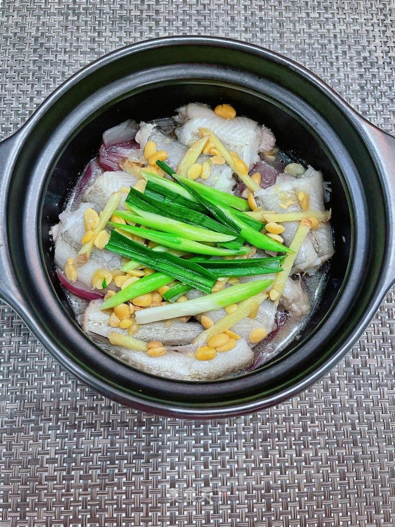 黄豆酱焗九肚鱼的做法