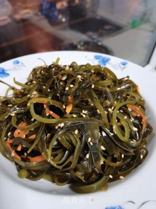蒜泥海带的做法步调：10
