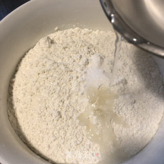 包菜烫里包子的做法步调：1
