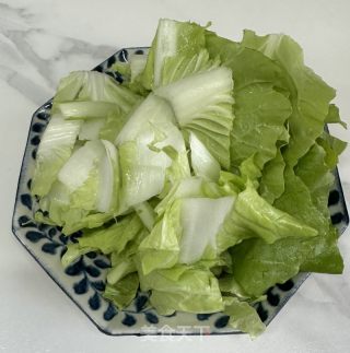 小利剑菜炒豆腐的做法步调：2