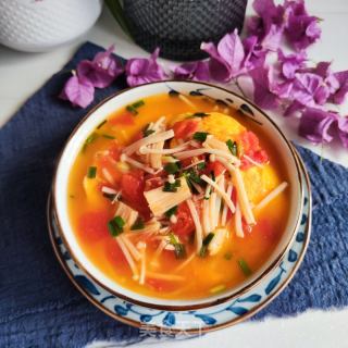 西白柿菌菇蛋饺汤的做法步调：11