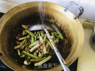 干煸四时豆的做法步调：10