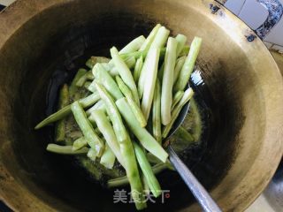 干煸四时豆的做法步调：4