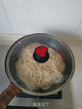 豆角焖里的做法步调：9