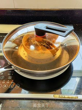 羊肚菌肉终汤的做法步调：5