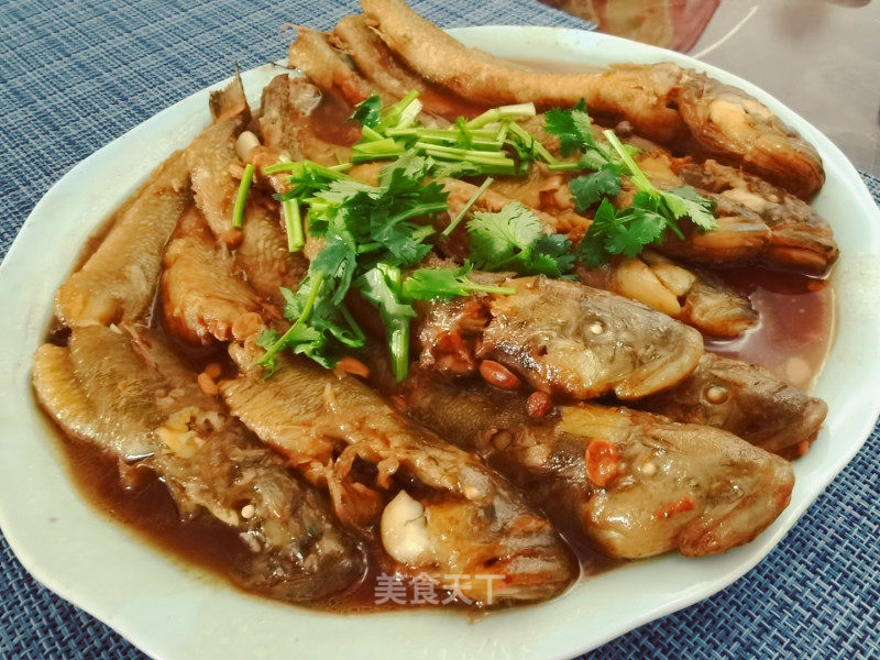 酱炖海鲶鱼的做法