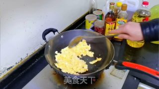 洋葱鸡蛋拌里的做法步调：2
