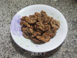 椒盐核桃仁的做法步调：10