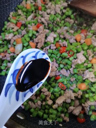 肉沫炒豇豆的做法步调：7