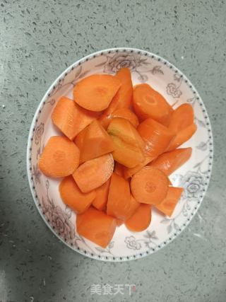 胡萝卜烧鸭肉的做法步调：6