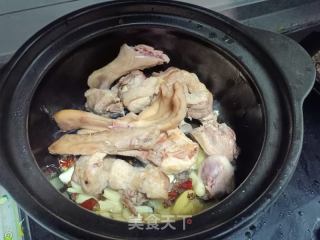 胡萝卜烧鸭肉的做法步调：10