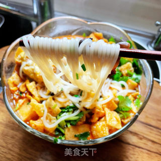 煎蛋螺蛳粉的做法步调：9