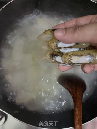 冬瓜蛏子汤的做法步调：7