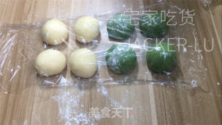抹茶白豆布丁，老滑抹茶奶冻，配上甘美白豆，清爽又治愈。的做法步调：32