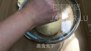 抹茶白豆布丁，老滑抹茶奶冻，配上甘美白豆，清爽又治愈。的做法步调：7
