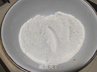 核桃芝麻苏挨饼干的做法步调：2