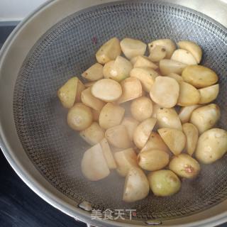 焖芋头的做法步调：8