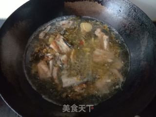 酸菜鱼的做法步调：10