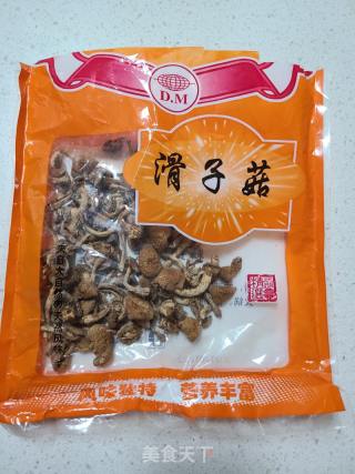 滑子菇炒羊肉的做法步调：1