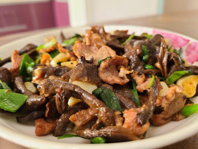滑子菇炒羊肉的做法