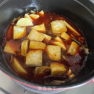 喷鼻辣利剑菜炖豆腐的做法步调：9