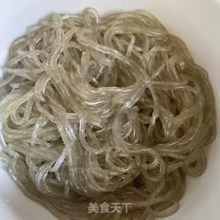 喷鼻辣利剑菜炖豆腐的做法步调：3