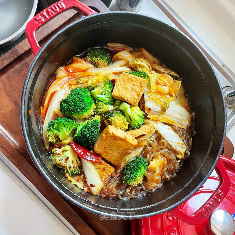 喷鼻辣利剑菜炖豆腐的做法