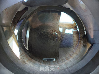 姜爆黑骨鸡的做法步调：4