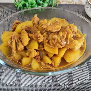 咖喱土豆鸡块的做法步调：9