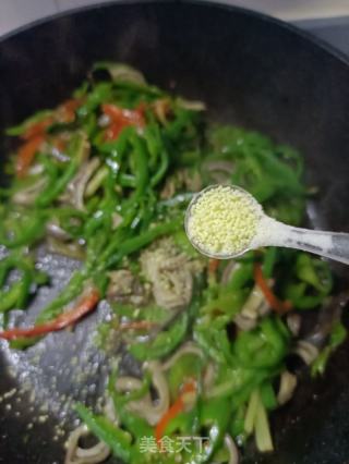 薄皮椒炒肚丝的做法步调：11