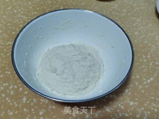 芥菜鸡蛋豆腐馅饼的做法步调：1