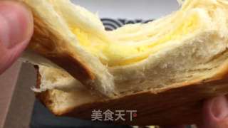 奶酥吐司，绵硬推丝心感如云朵普通，甘美奶酥，让团体风味更上一层。的做法步调：27