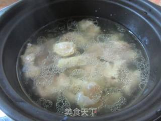 鹌鹑蛋百叶结牛腩煲的做法步调：7